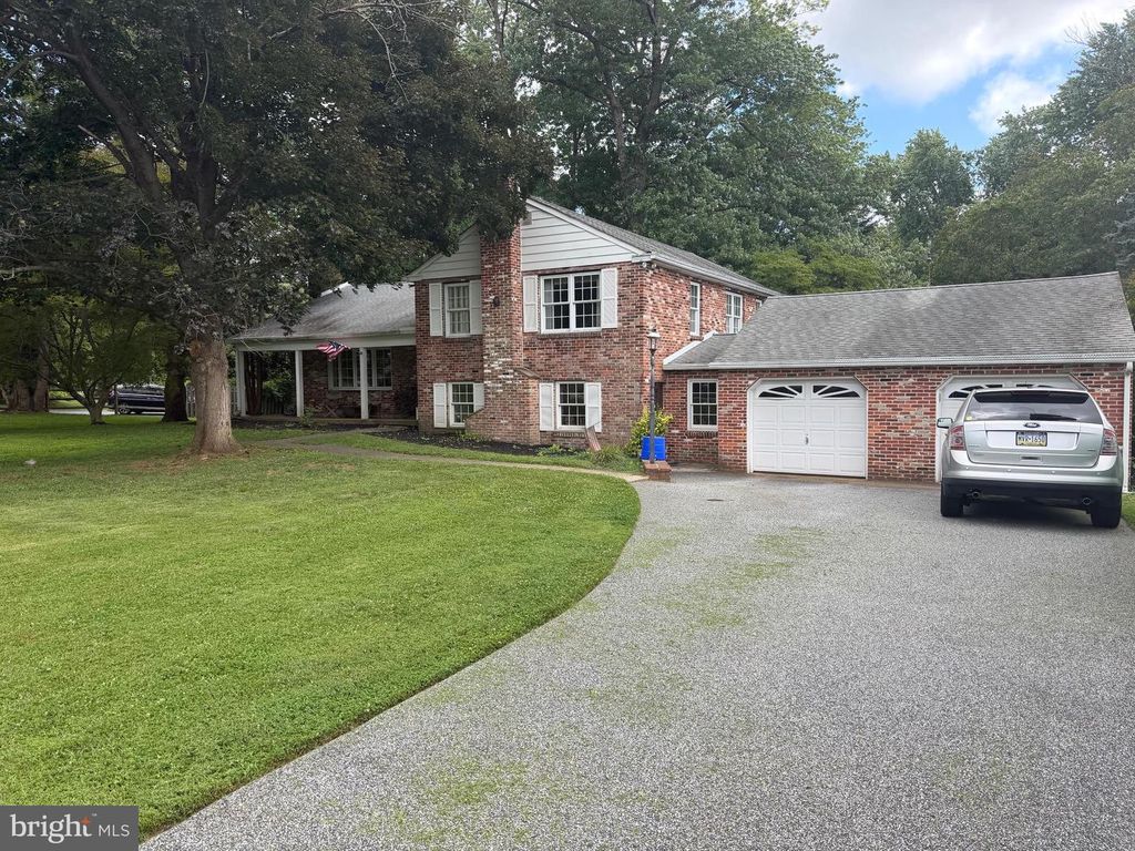 247 YARMOUTH LN, Media, PA 19063