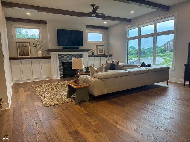 836 Justine W, Indianapolis, IN 46234