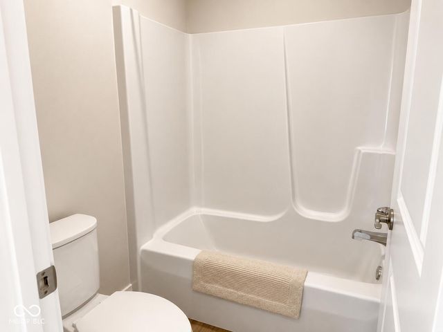 836 Justine Circle W, Indianapolis, IN 46234