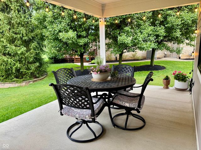 836 Justine Circle W, Indianapolis, IN 46234
