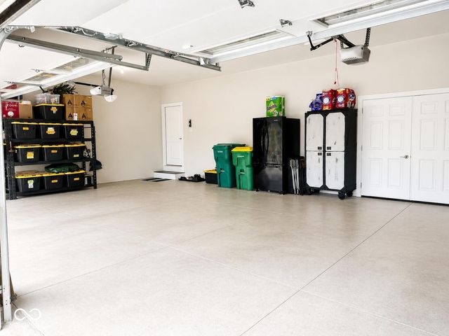 836 Justine Circle W, Indianapolis, IN 46234