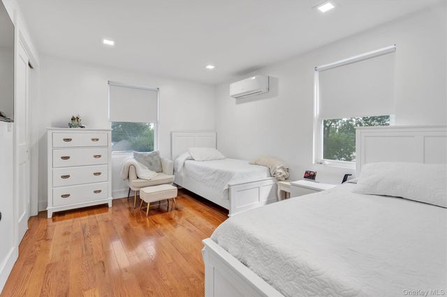 159 Southside Avenue, Freeport, NY 11520