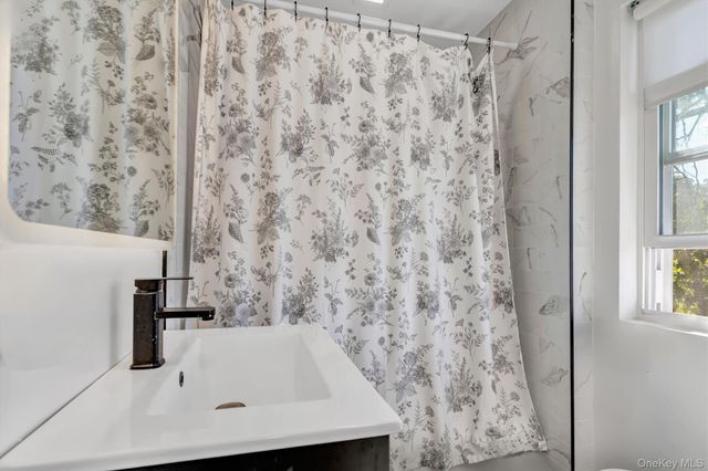 159 Southside Avenue, Freeport, NY 11520