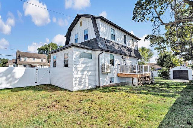 159 Southside Avenue, Freeport, NY 11520