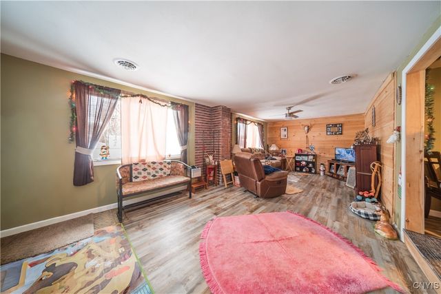 1360 County Route 3, Hannibal, NY 13074