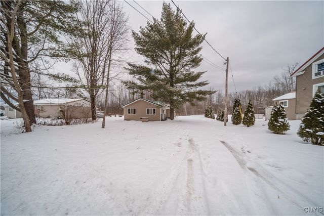 1360 County Route 3, Hannibal, NY 13074