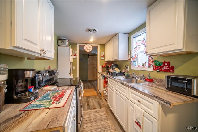 1360 County Route 3, Hannibal, NY 13074