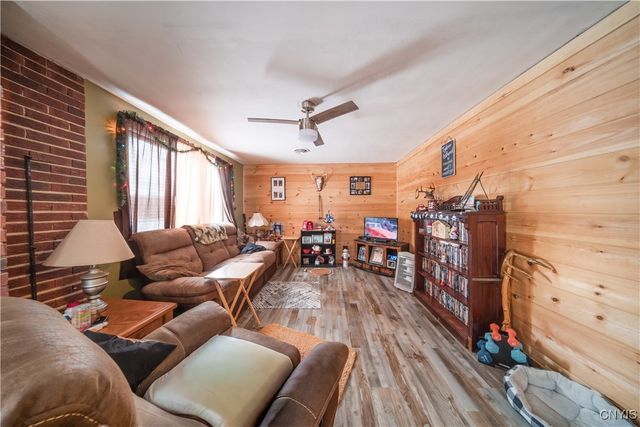 1360 County Route 3, Hannibal, NY 13074