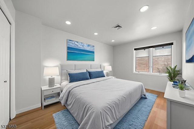 300 Gorge Rd 38, Cliffside Park Boro, NJ 07010