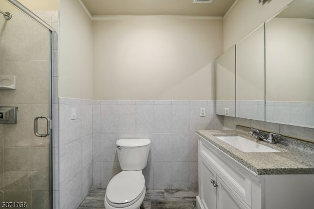 300 Gorge Rd 38, Cliffside Park Boro, NJ 07010