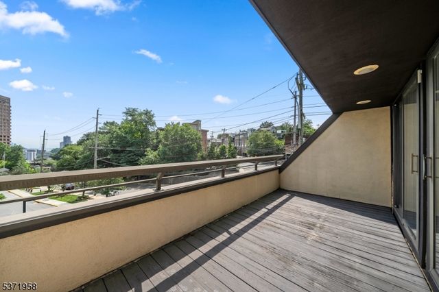 300 Gorge Rd 38, Cliffside Park Boro, NJ 07010