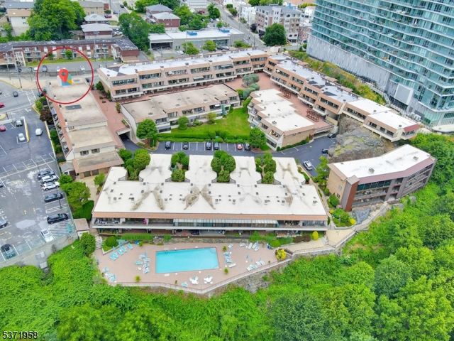 300 Gorge Rd 38, Cliffside Park Boro, NJ 07010