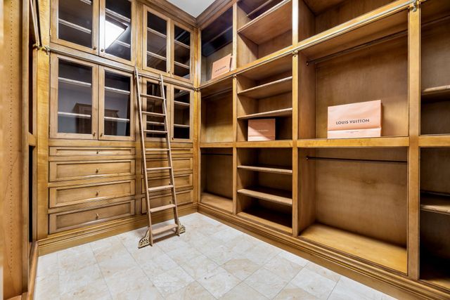 4505 Tour 18 Drive, Flower Mound, TX 75022