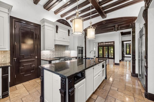 4505 Tour 18 Drive, Flower Mound, TX 75022