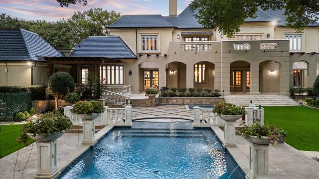 4505 Tour 18 Drive, Flower Mound, TX 75022