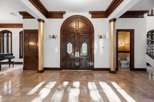 4505 Tour 18 Drive, Flower Mound, TX 75022