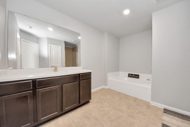 6259 El Topacio Drive, Houston, TX 77048