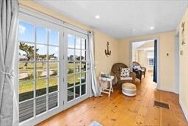 168 N Shore Boulevard 12, East Sandwich, MA 02537