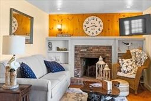 168 N Shore Boulevard 12, East Sandwich, MA 02537