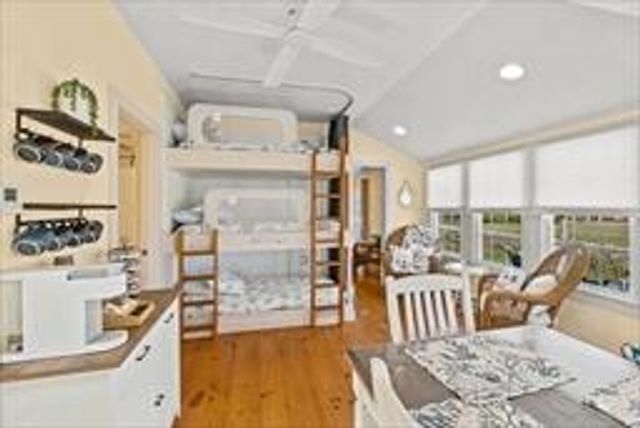 168 N Shore Boulevard 12, East Sandwich, MA 02537