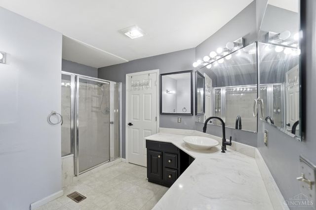 9959 Mckelvey Road, Springfield Twp., OH 45231