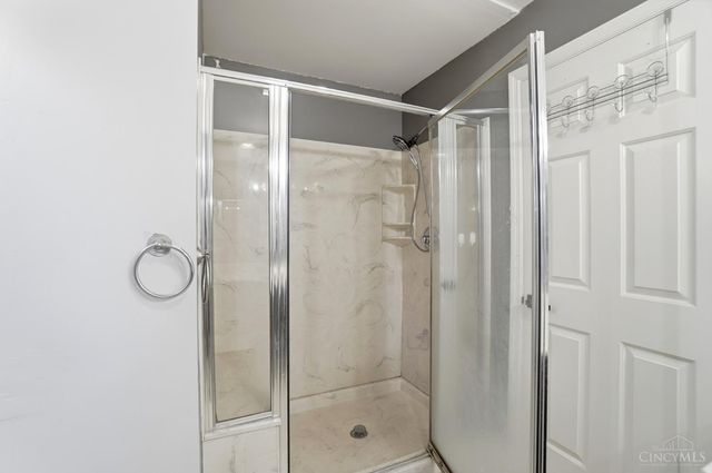 9959 Mckelvey Road, Springfield Twp., OH 45231