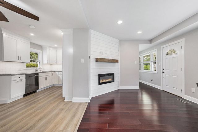 524 CONTINENTAL RD, Hatboro, PA 19040