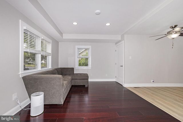 524 CONTINENTAL RD, Hatboro, PA 19040