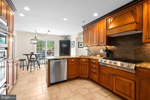 414 ASPEN CT, Medford, NJ 08055