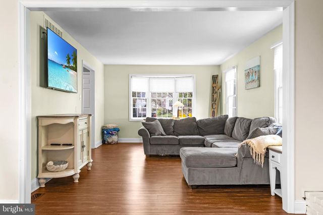 414 ASPEN CT, Medford, NJ 08055