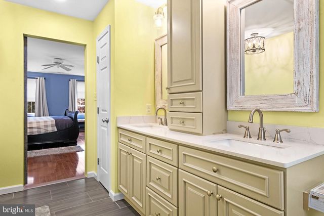 414 ASPEN CT, Medford, NJ 08055