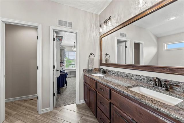 20573 W 112 Terrace, Olathe, KS 66061