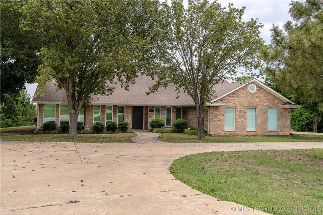 8775 Leonard Street, Kingston, OK 73439