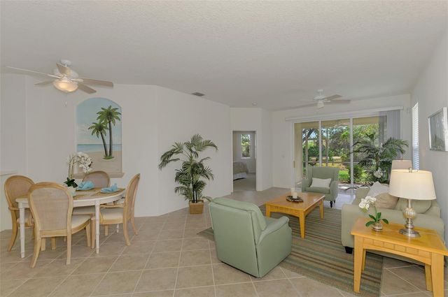 9367 CARNABY DRIVE, Venice, FL 34293
