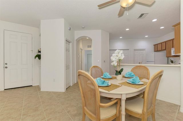 9367 CARNABY DRIVE, Venice, FL 34293