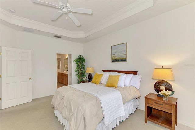 9367 CARNABY DRIVE, Venice, FL 34293