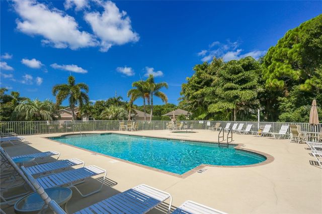 9367 CARNABY DRIVE, Venice, FL 34293