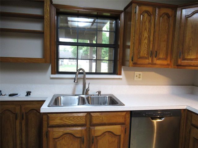 2213 Greenville Street, Caddo Mills, TX 75135