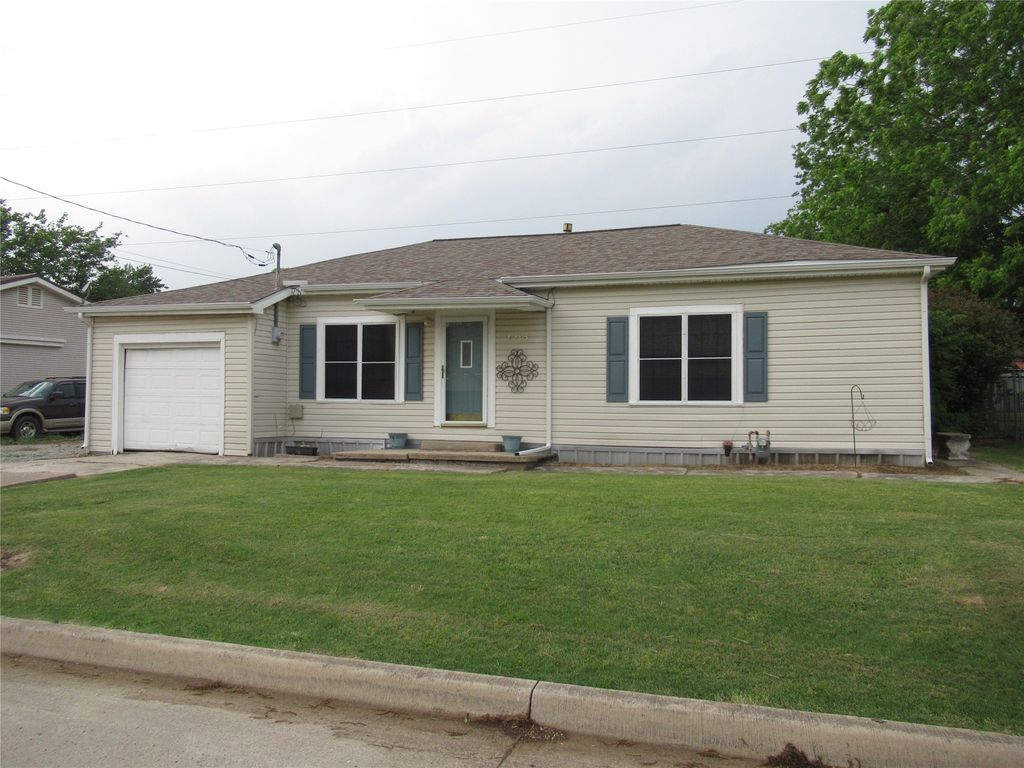 2213 Greenville Street, Caddo Mills, TX 75135