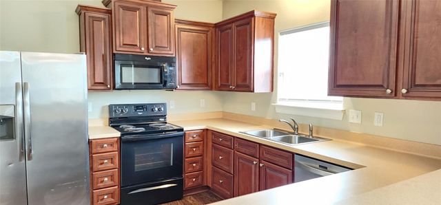 20 Louisiana Street, Texas City, TX 77591