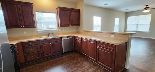 20 Louisiana Street, Texas City, TX 77591