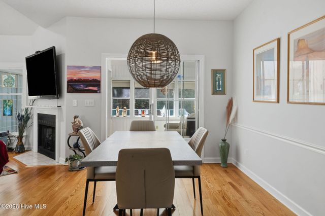 4149 Carlyle Place SE, Southport, NC 28461