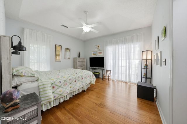 4149 Carlyle Place SE, Southport, NC 28461