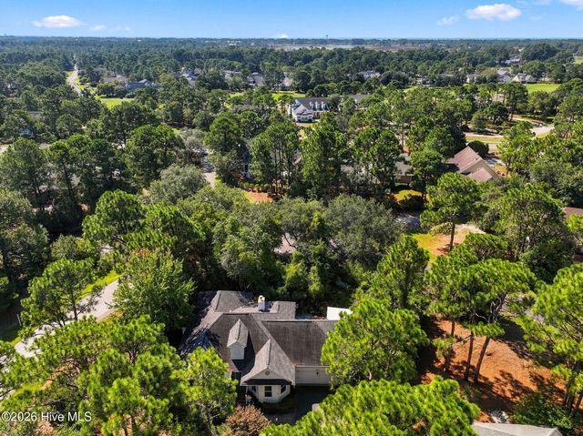 4149 Carlyle Place SE, Southport, NC 28461