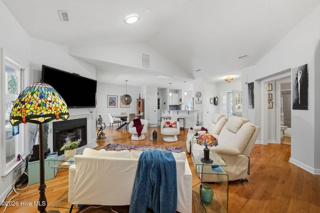 4149 Carlyle Place SE, Southport, NC 28461