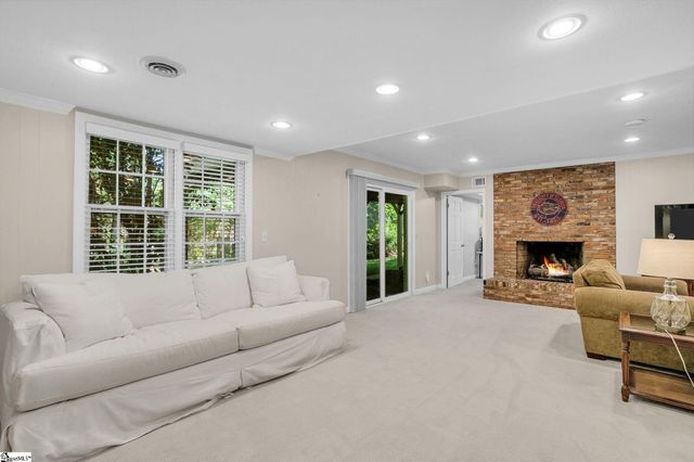 12 Whittington Court, Greenville, SC 29615