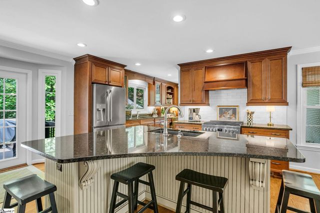 12 Whittington Court, Greenville, SC 29615