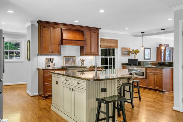 12 Whittington Court, Greenville, SC 29615