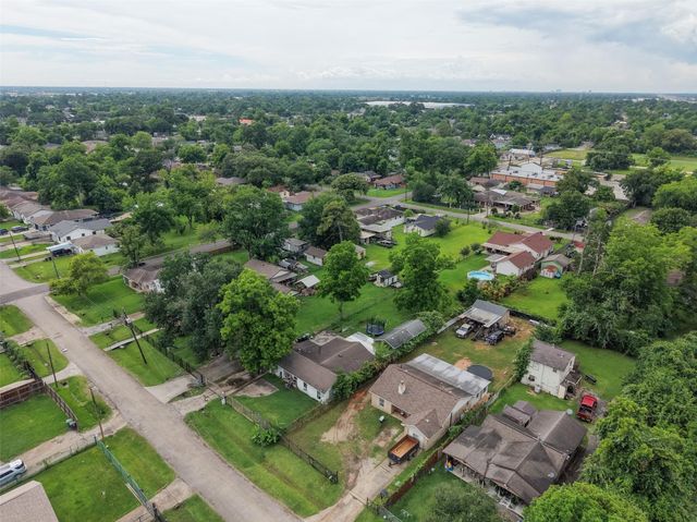 1213 Post Street, Houston, TX 77022