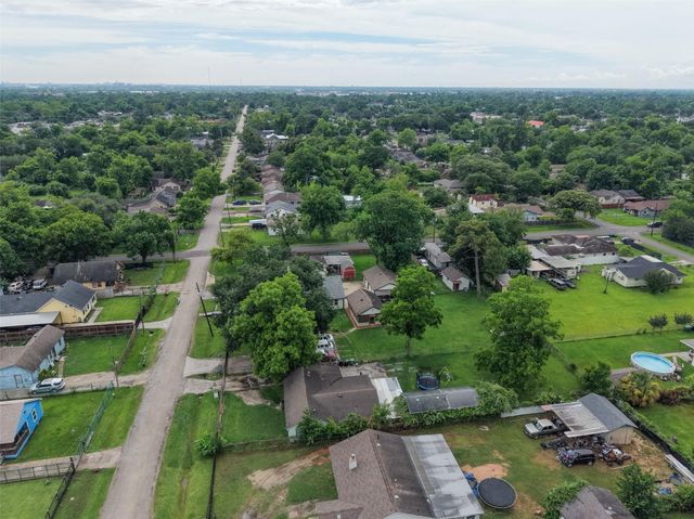 1213 Post Street, Houston, TX 77022